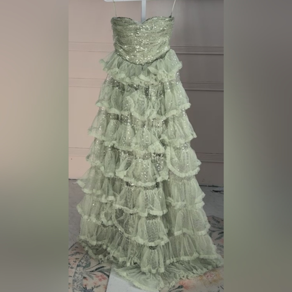 Elegant Green Sequin Gown Nwot